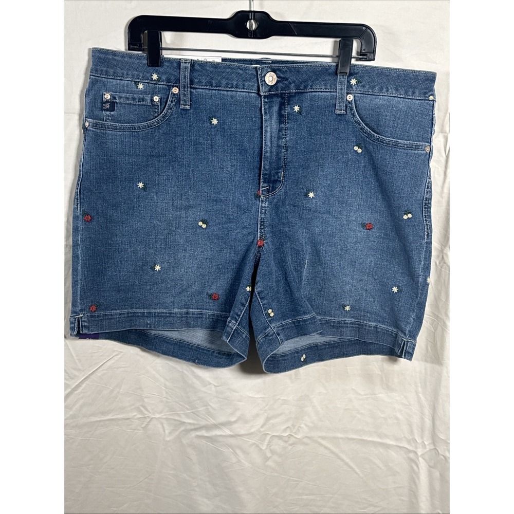 Seven‎ 7 Womans Blue Denim Shorts 5 Inch Inseam Size 16 Embroidered Flowers NWT